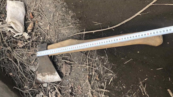 Դանակով ու կացնով միջադեպ Զվարթնոցում. մեկ անձ ձերբակալվել է (տեսանյութ)